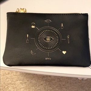 Ipsy makeup bag